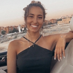 Foto de Carolina M., Canguros y niñeras baratos en Valdeaveruelo