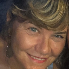 Foto de Susan L., Profesores particulares de inglés baratos en Masdenverge