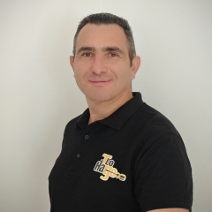 Foto de Larry M., Instaladores de toldos baratos en Móstoles