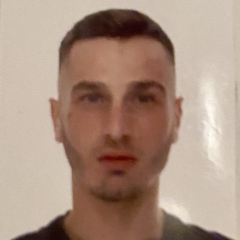 Foto de Ayoub H., Montadores de muebles Ikea baratos en Sagunto/Sagunt