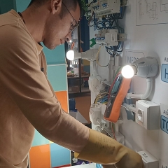 Foto de Edwin Zamir Z., Instaladores de lamparas baratos en Madrid