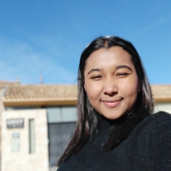 Foto de Yeris R., Canguros y niñeras baratos en Logroño