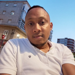 Foto de Yeison Z., Cuidadores de personas mayores baratos en Maside