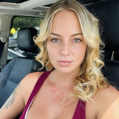 Foto de Christina A., Canguros y niñeras baratos en San Roque