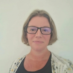 Foto de Kathrin J., Limpiadores de negocios baratos en Arona