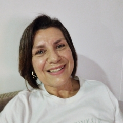 Foto de Janeth V., Planchado a domicilio baratos en L'Hospitalet de Llobregat