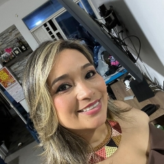 Foto de adriana c., Canguros y niñeras baratos en Alcalá de Henares