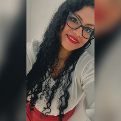 Foto de Gina Fabiola R., Canguros y niñeras baratos en Santiago de Compostela