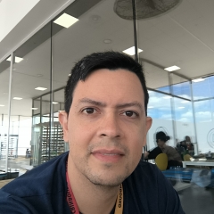 Foto de John V., Conductores baratos en San Fernando de Henares